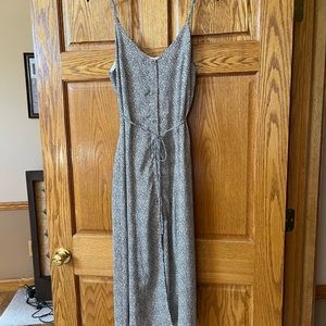 Sienna Sky sundress. Dressy. Lightweight & flowy for summer. Like new. Medium.